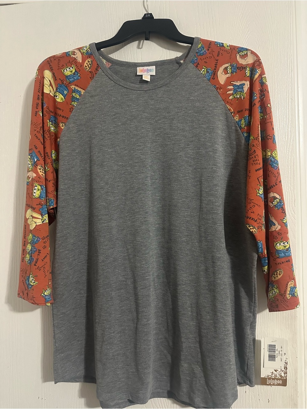 LuLaRoe 3X Toy Story Gray Raglan Top with alien sleeves, 3/4 sleeve baseball tee